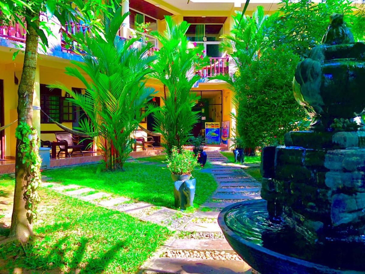 Poppies Mirissa Hotel ภายนอก รูปภาพ
